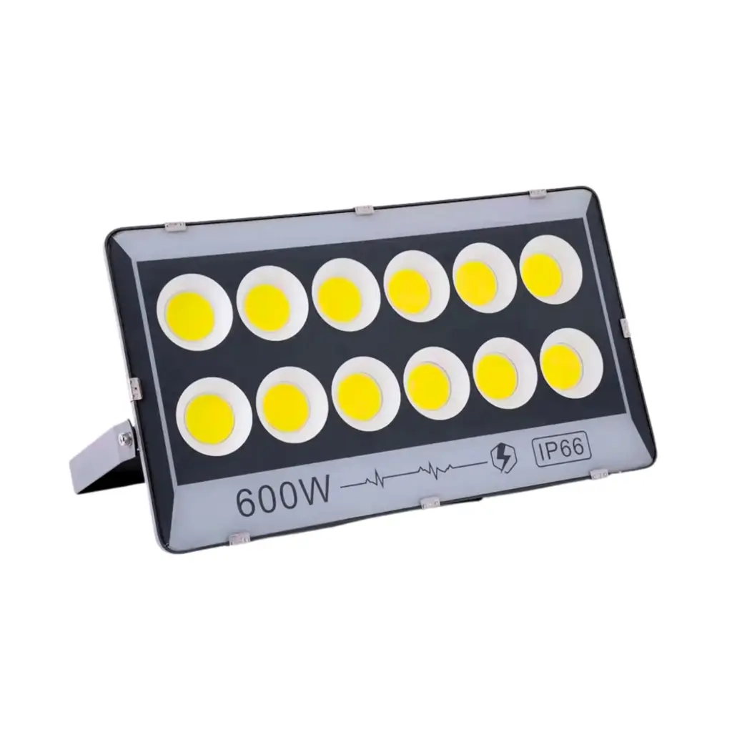كشاف LED بقوة 600 واط